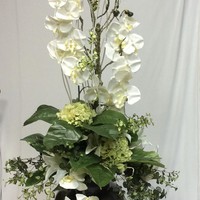 Композиция с белыми орхидеями.jpg